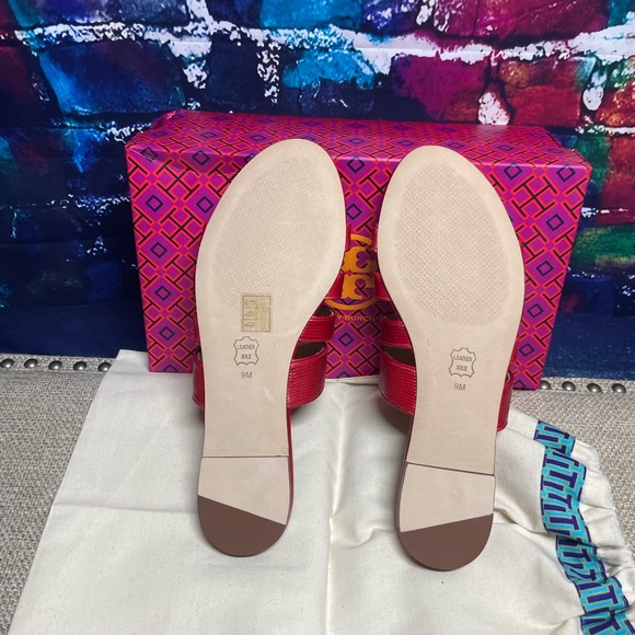 COPY - Tory Burch - Picture 4 of 5